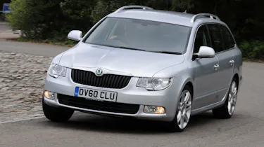 Skoda Superb front cornering