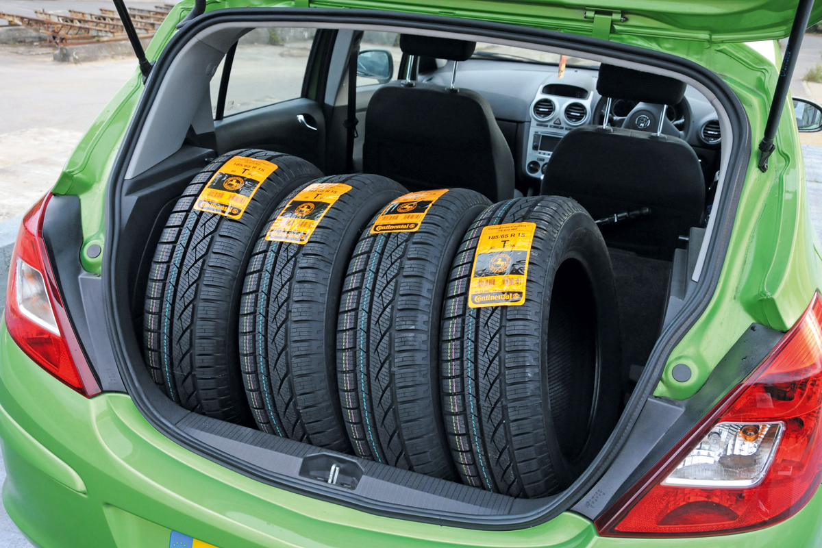 Vauxhall Corsa boot