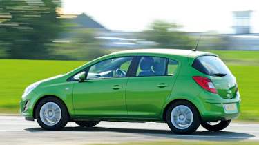 Vauxhall Corsa panning