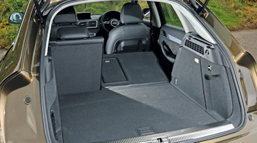 Audi Q3 boot