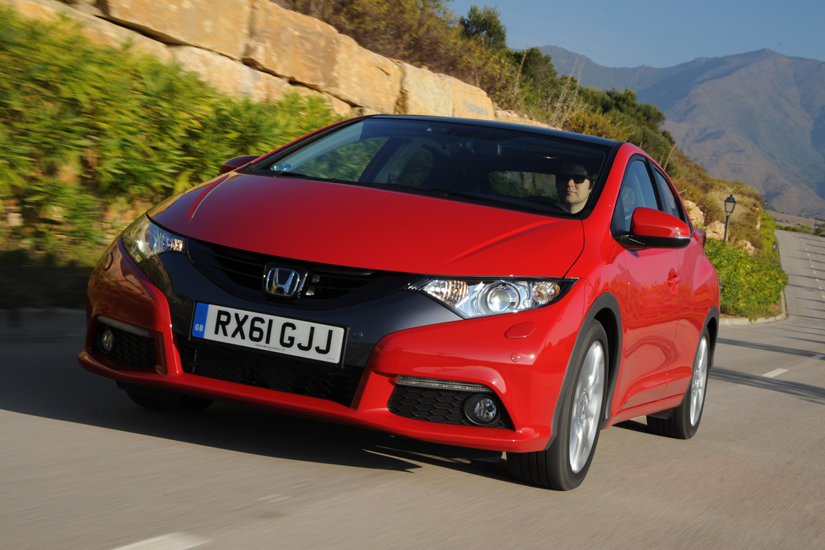 Honda Civic 1.8 i-VTEC EX GT front tracking