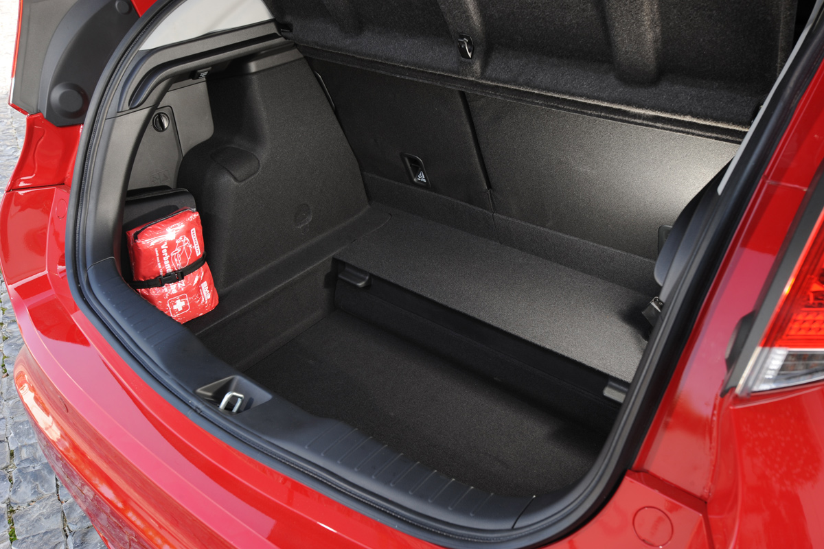 Honda Civic boot
