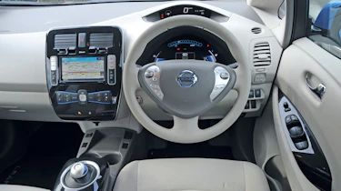 Nissan Leaf dash
