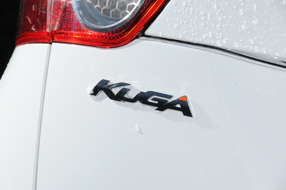 Ford Kuga 2.0 TDCi Titanium Auto badge