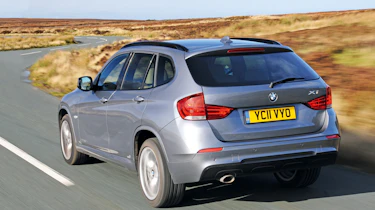 BMW X1 xDrive23d M Sport detail rear tracking