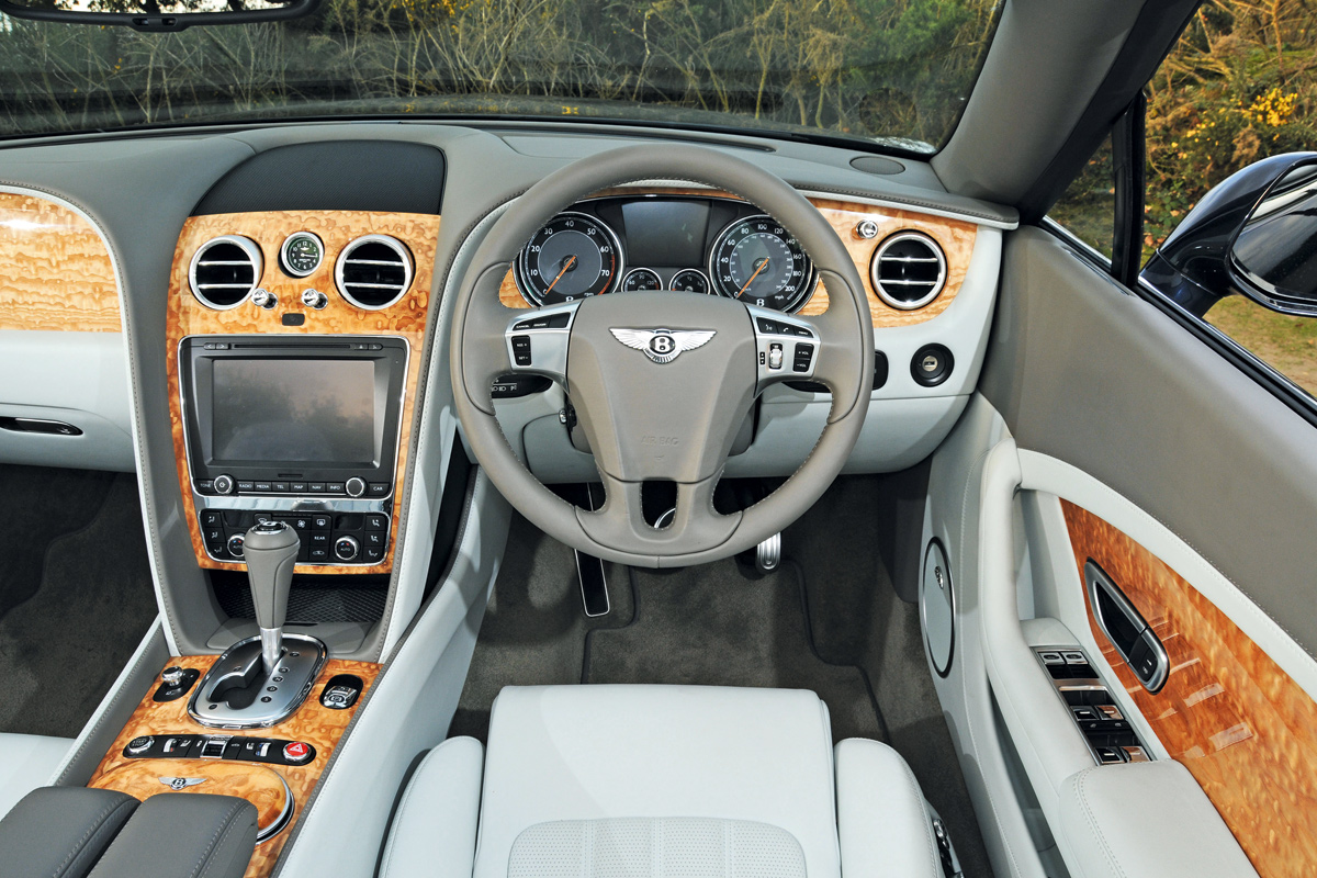 Bentley Continental GTC dash
