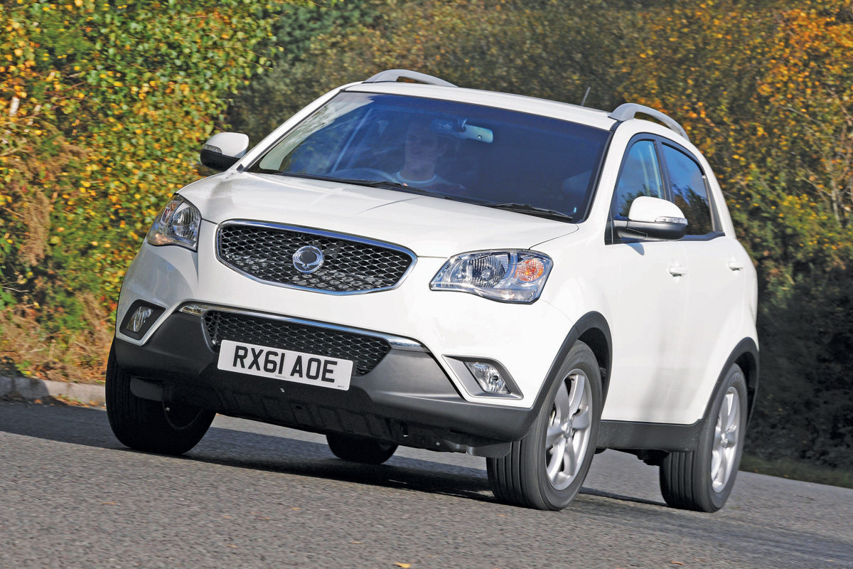 SsangYong Korando 2.0 Diesel front cornering