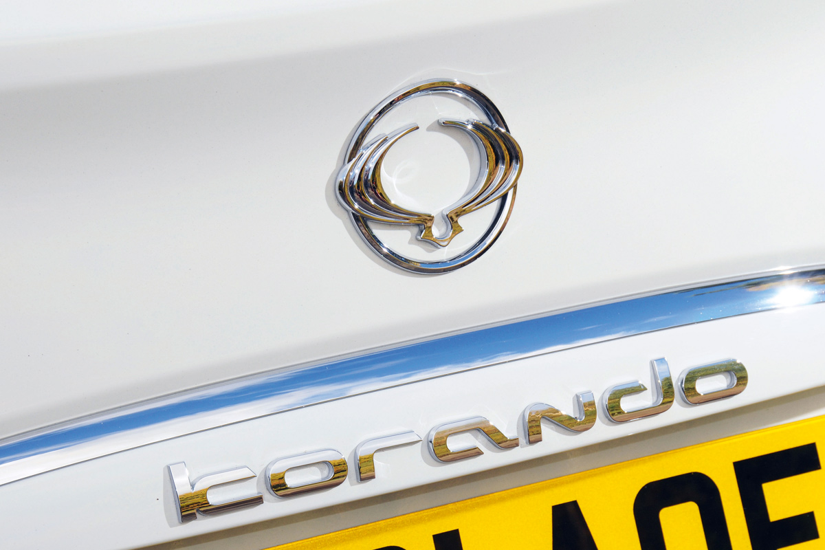 SsangYong Korando 2.0 Diesel badge