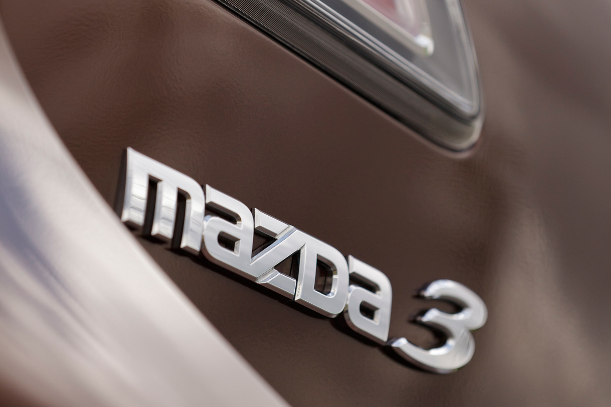 Mazda 3 badge