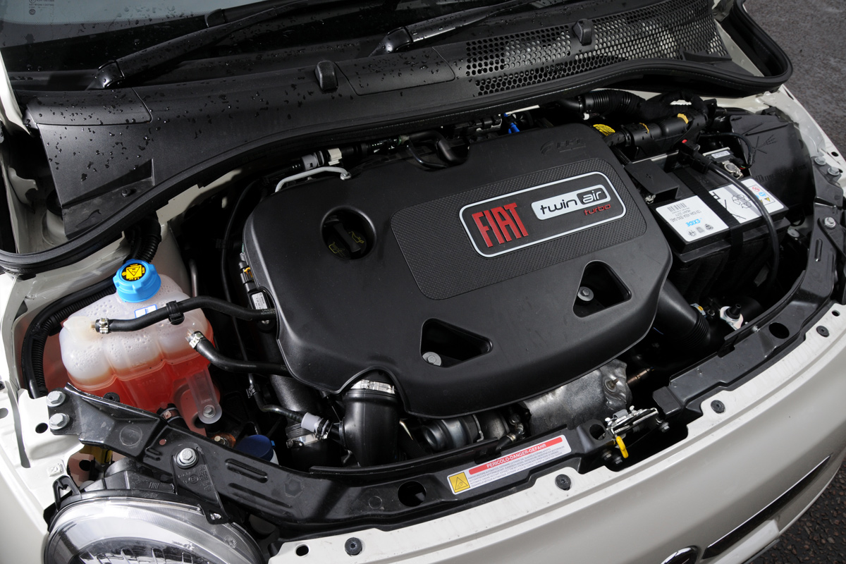 Fiat 500C TwinAir engine