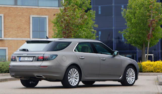 Saab 9-5 Sportwagon rear three-quarters