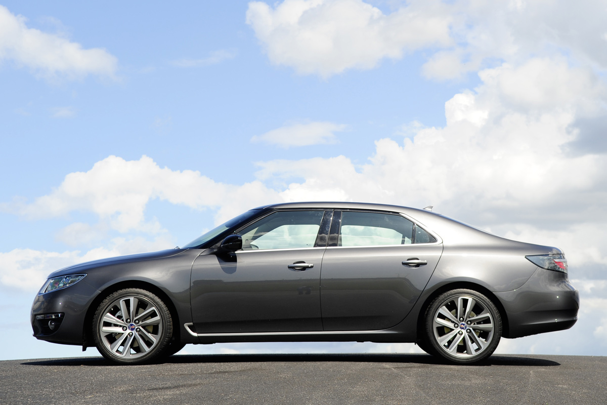Saab 9-5 Saloon profile