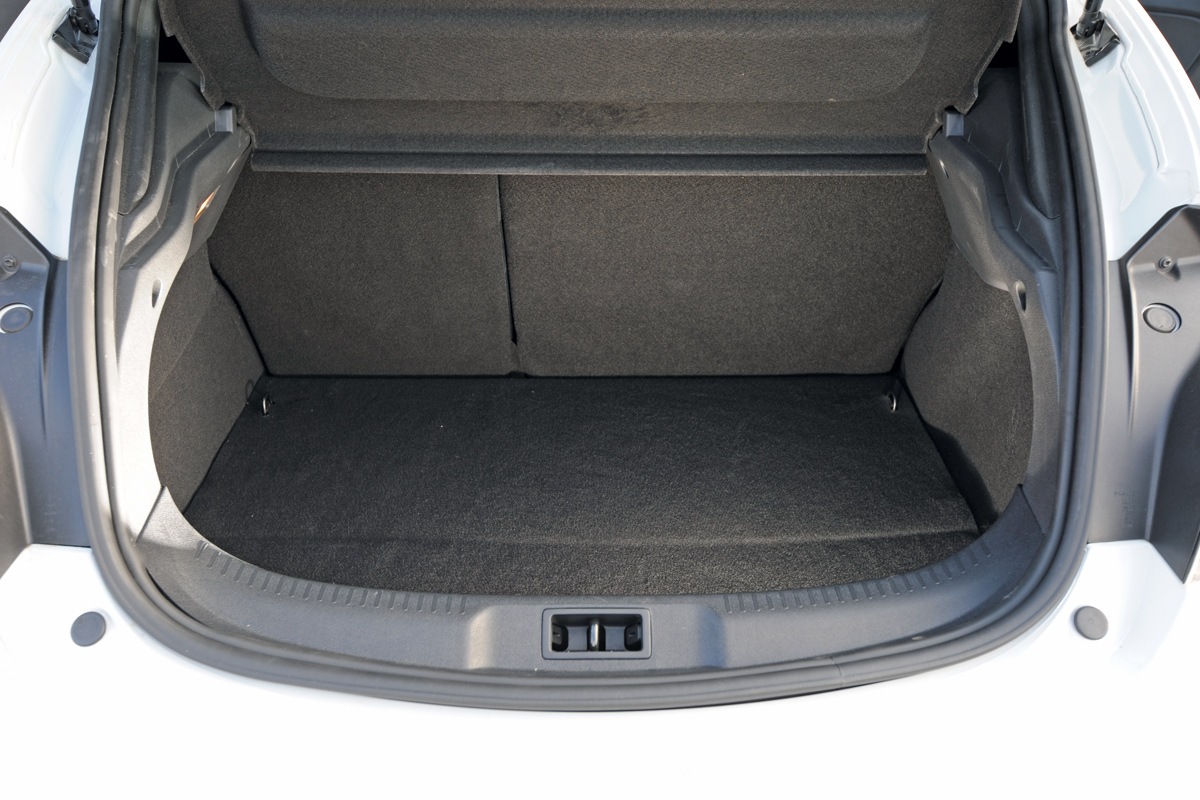 Renault Megane Coupe boot