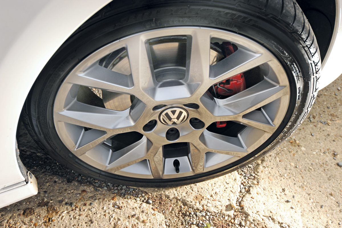 VW Golf GTI 35 wheel