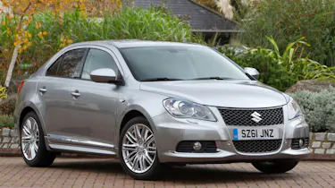 Suzuki Kizashi front