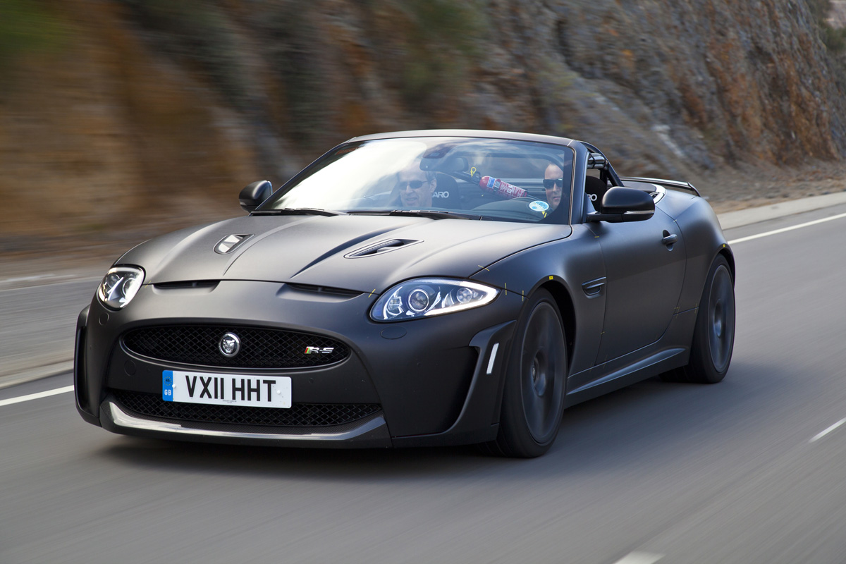 Jaguar XKR-S Convertible front tracking