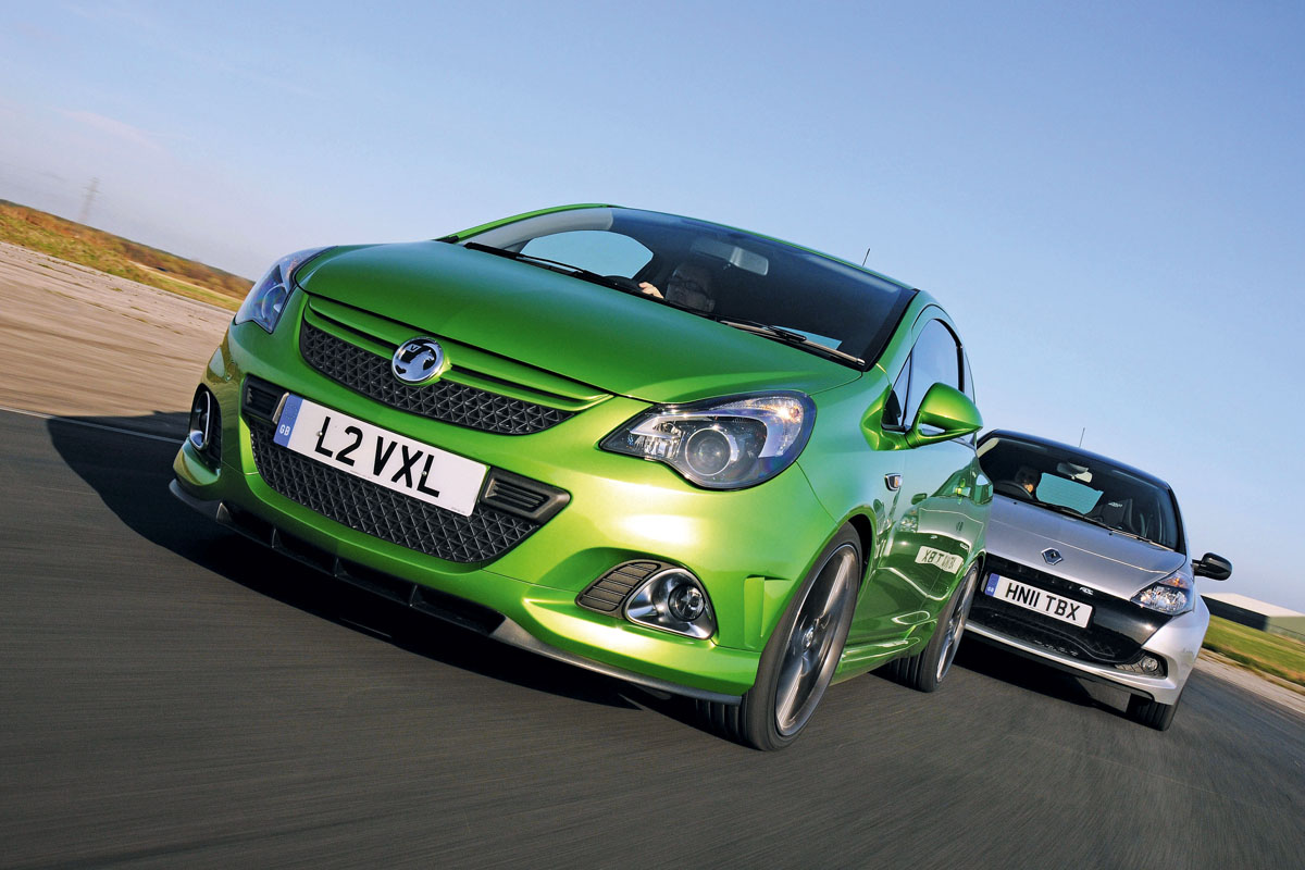 Corsa VXR vs Renaultsport Clio