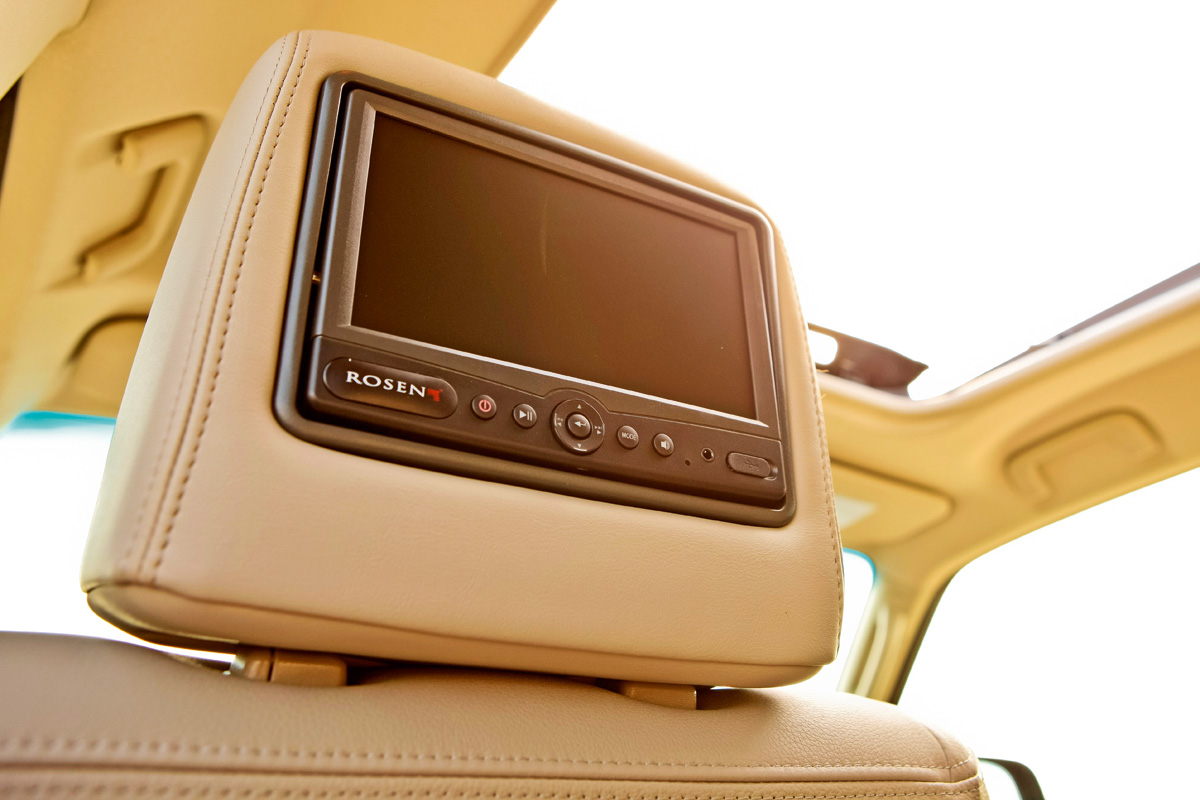Mitsubishi Shogun SG4 detail