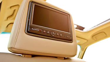 Mitsubishi Shogun SG4 detail