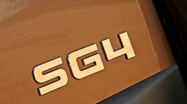 Mitsubishi Shogun SG4 detail
