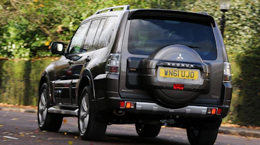 Mitsubishi Shogun SG4 rear three-quarters