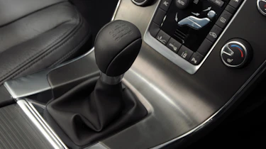 Volvo S60 centre console
