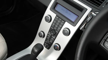 Volvo C70 centre console