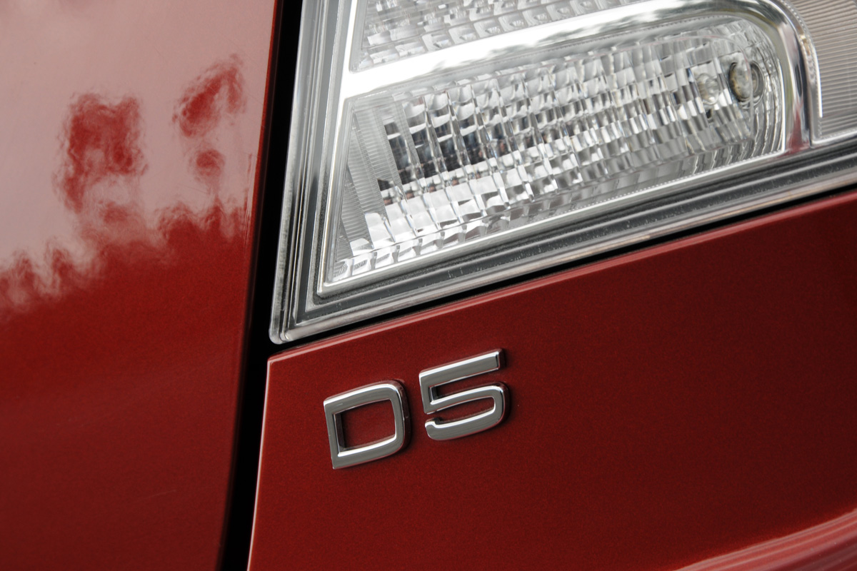 Volvo C70 badge