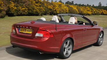 Volvo C70 rear tracking