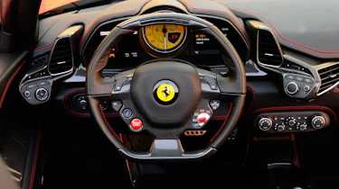 Ferrari 458 Spider dash
