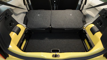 SEAT Mii boot