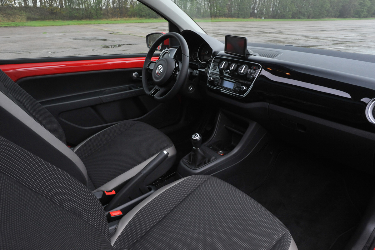 Volkswagen up! UK drive front seats