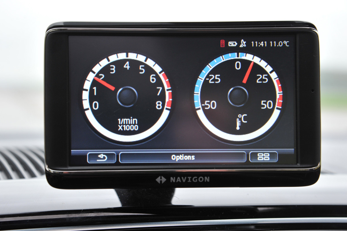 Volkswagen up! UK drive sat-nav