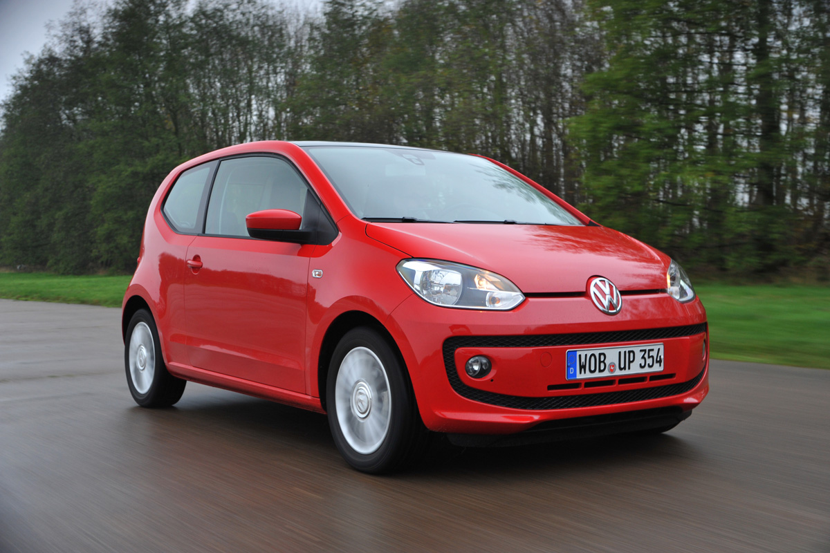 Volkswagen up! UK drive front tracking