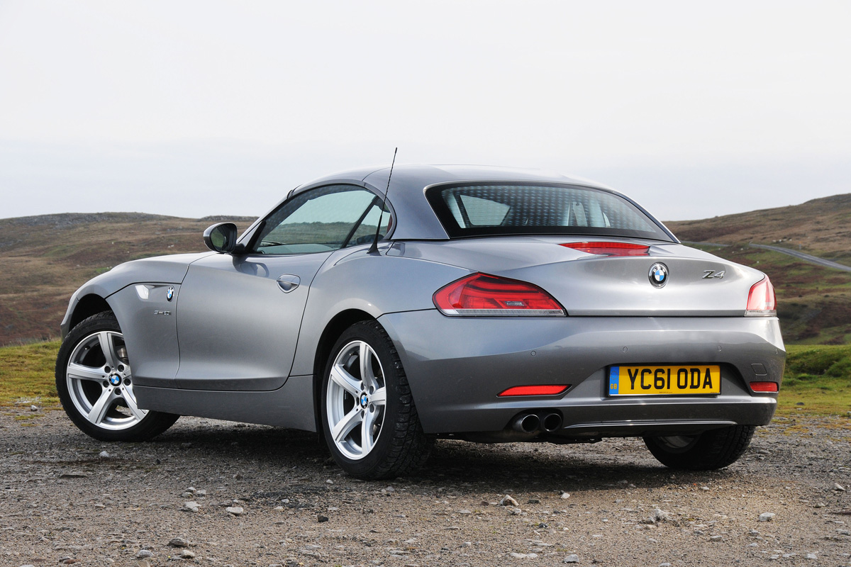 BMW Z4 20i rear three-quarters