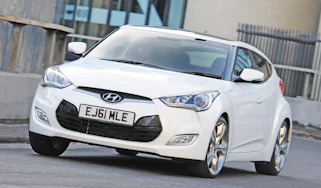 Hyundai Veloster front cornering