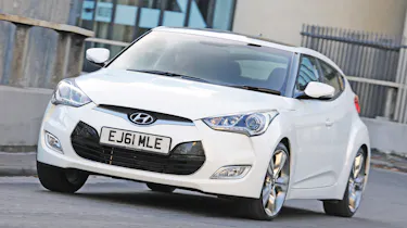 Hyundai Veloster front cornering