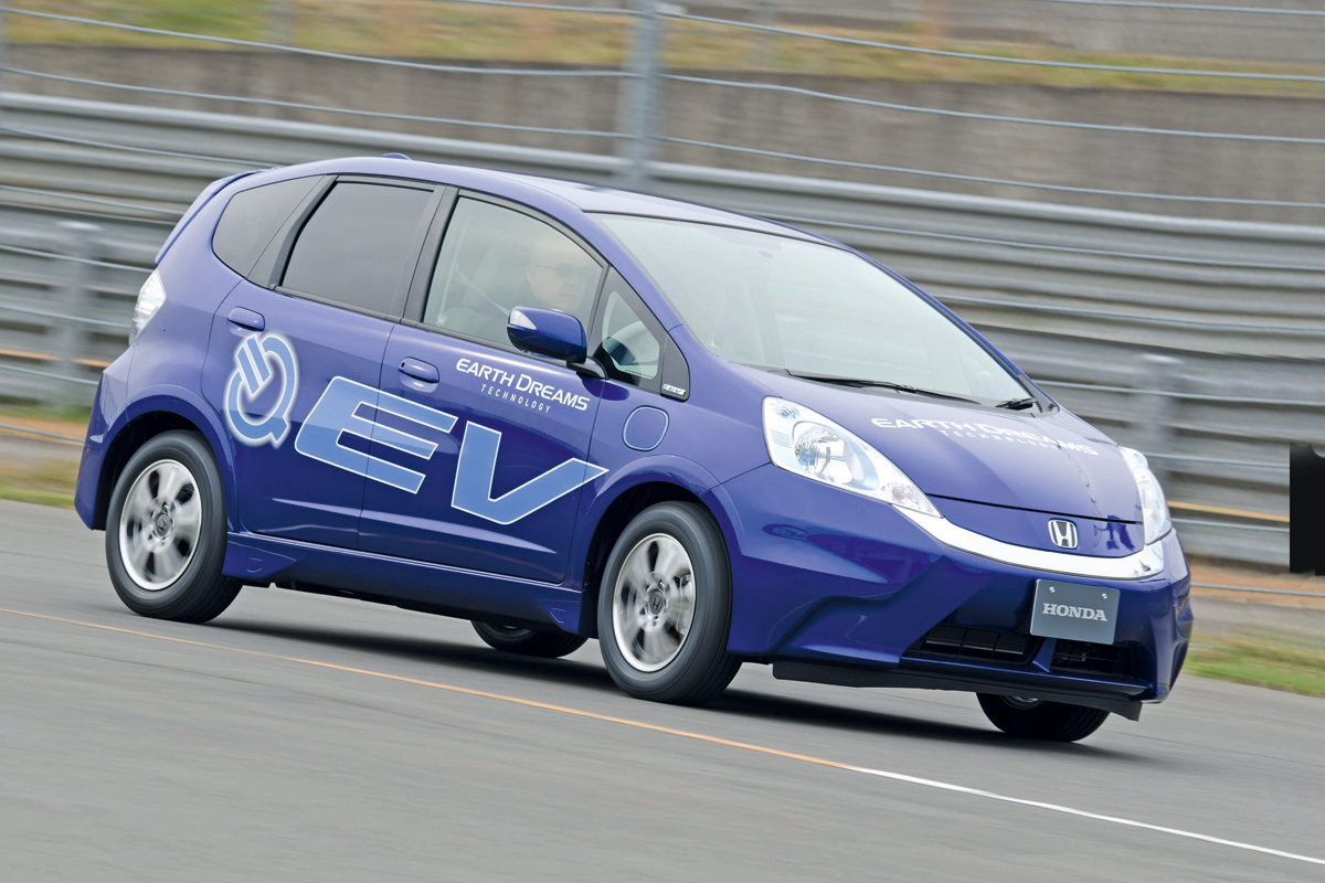 Honda Jazz EV front tracking