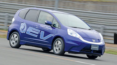 Honda Jazz EV front tracking