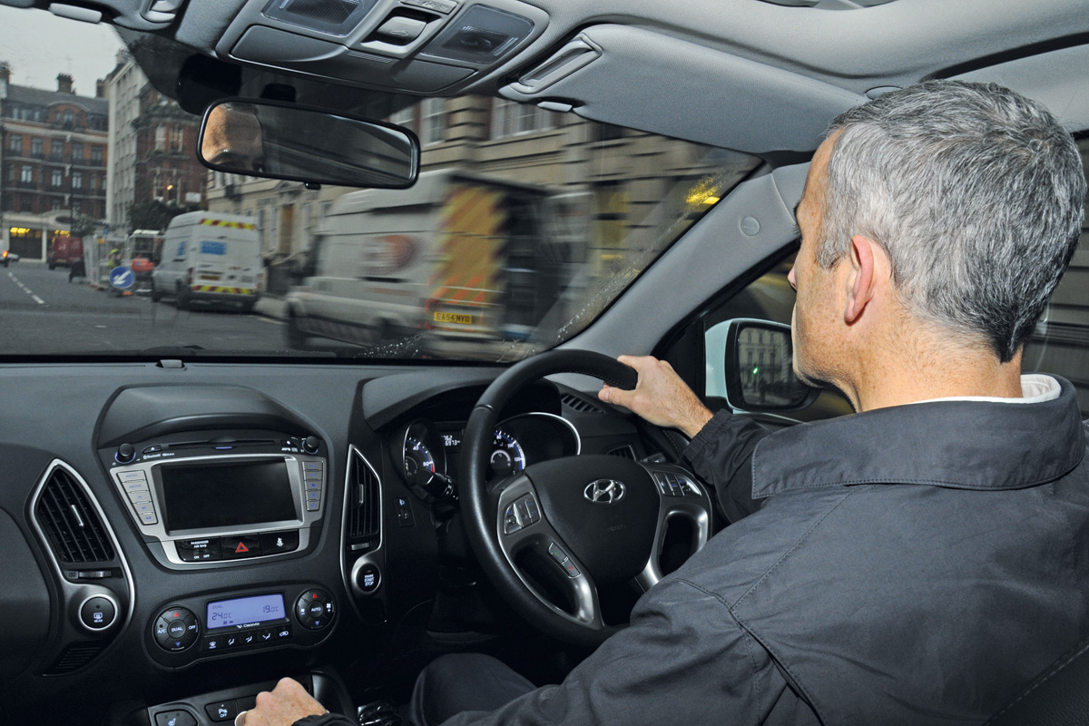 Hyundai ix35 driving