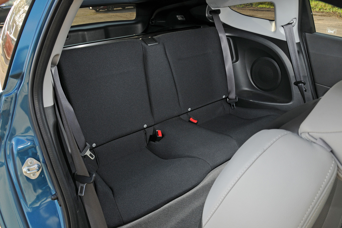 Honda CR-Z rear seats