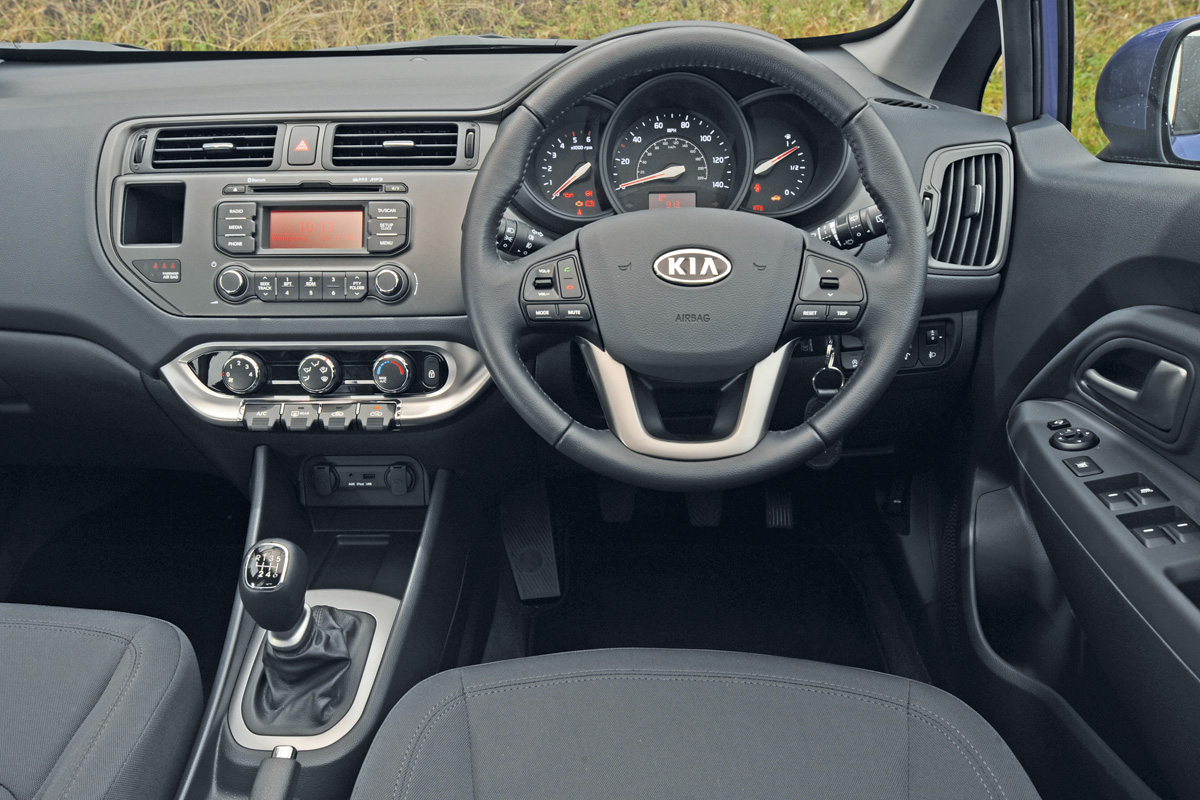 Volkswagen Polo BlueMotion dash