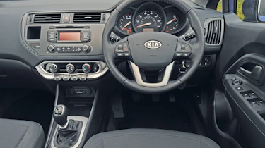 Volkswagen Polo BlueMotion dash