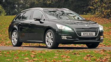 Peugeot 508 SW front three-quarters