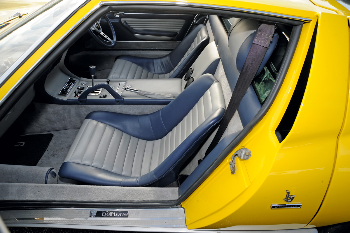 Lamborghini Miura SV front seats