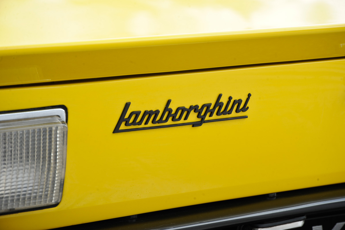 Lamborghini Miura SV badge