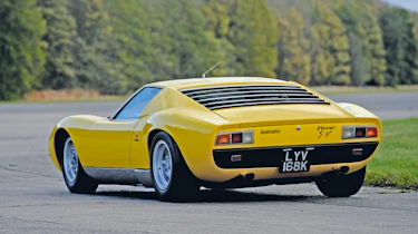 Lamborghini Miura SV rear cornering