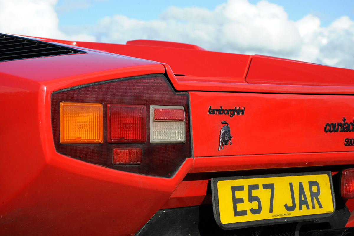 Lamborghini Countach 5000 QV detail