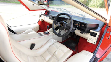 Lamborghini Countach 5000 QV dash
