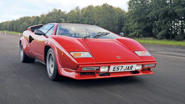 Lamborghini Countach 5000 QV front tracking